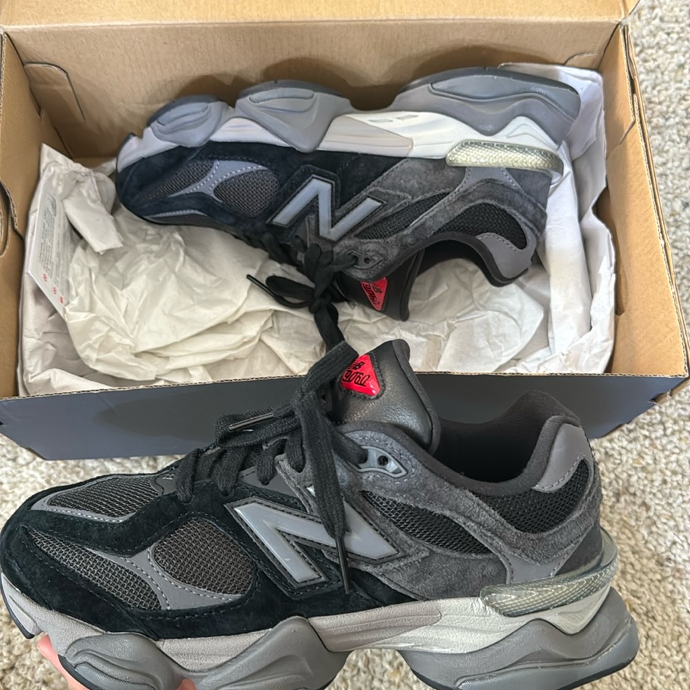 New balance 9060 black castlerock